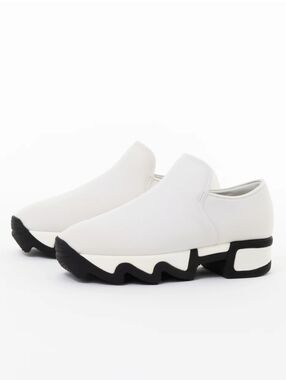 iRi NYC Women's White Neoprene Wes Outline Platform Sneaker Size 8